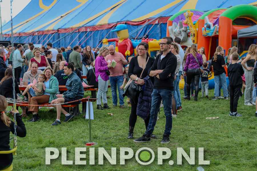 Publiek    Bezoekers (127)